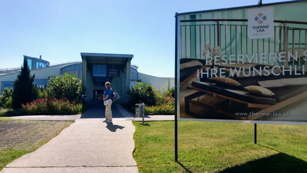 Therme Laa